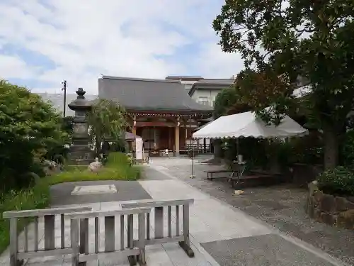 東覺寺の本殿・本堂