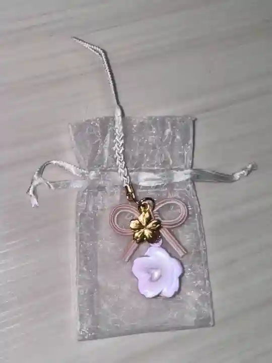 吉野神宮の{uncategorized: "未分類", other: "その他", undefined: "問題あり", building: "その他建物", grave: "お墓", sacred_gate: "鳥居", guardian: "狛犬", statue: "像", buddha: "仏像", history: "歴史", nature: "自然", garden: "庭園", animal: "動物", pagoda: "塔", temizu: "手水舎", mountain_gate: "山門・神門", sanctuary: "本殿・本堂", subordinate: "末社・摂社", art: "芸術", scenery: "景色", jizo: "地蔵", ema: "絵馬", goshuin: "御朱印", omikuji: "おみくじ", items: "授与品その他", amulet: "お守り", goshuincho: "御朱印帳", eats: "食事", festival: "お祭り", votive_dance: "神楽", shichigosan: "七五三参", wedding: "結婚式", experience: "体験その他", initially: "初詣", around: "周辺", anti_infection: "感染症対策"}