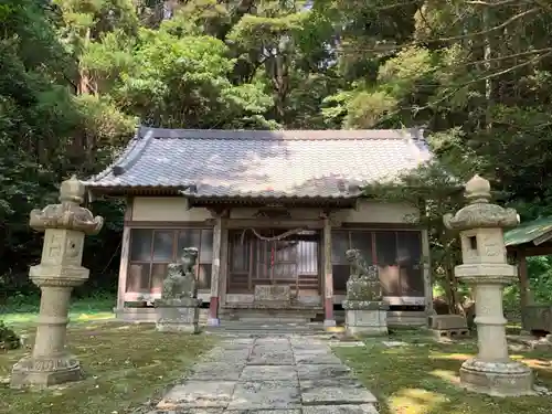 三社神社の本殿・本堂