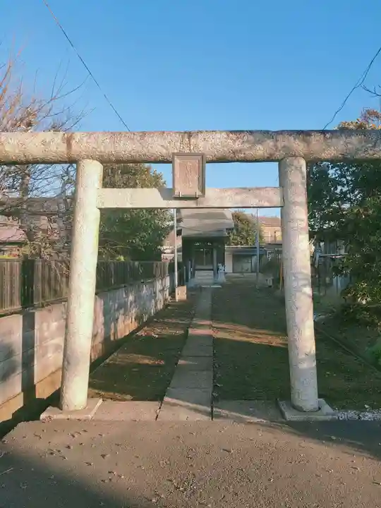 白山神社の鳥居