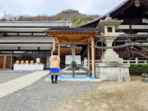 愛媛縣護國神社の芸術