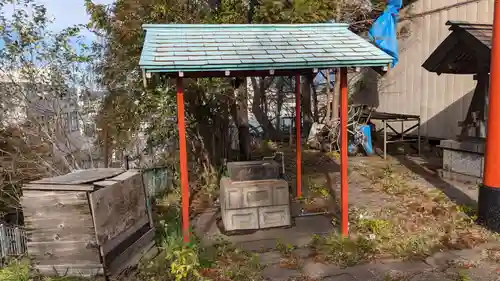 輪西稲荷神社の手水