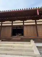 常称寺の{uncategorized: "未分類", other: "その他", undefined: "問題あり", building: "その他建物", grave: "お墓", sacred_gate: "鳥居", guardian: "狛犬", statue: "像", buddha: "仏像", history: "歴史", nature: "自然", garden: "庭園", animal: "動物", pagoda: "塔", temizu: "手水舎", mountain_gate: "山門・神門", sanctuary: "本殿・本堂", subordinate: "末社・摂社", art: "芸術", scenery: "景色", jizo: "地蔵", ema: "絵馬", goshuin: "御朱印", omikuji: "おみくじ", items: "授与品その他", amulet: "お守り", goshuincho: "御朱印帳", eats: "食事", festival: "お祭り", votive_dance: "神楽", shichigosan: "七五三参", wedding: "結婚式", experience: "体験その他", initially: "初詣", around: "周辺", anti_infection: "感染症対策"}