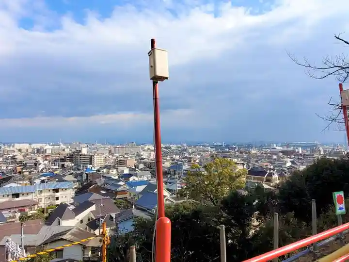 宝塚神社の景色