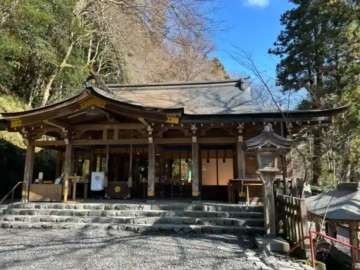 貴船神社の{uncategorized: "未分類", other: "その他", undefined: "問題あり", building: "その他建物", grave: "お墓", sacred_gate: "鳥居", guardian: "狛犬", statue: "像", buddha: "仏像", history: "歴史", nature: "自然", garden: "庭園", animal: "動物", pagoda: "塔", temizu: "手水舎", mountain_gate: "山門・神門", sanctuary: "本殿・本堂", subordinate: "末社・摂社", art: "芸術", scenery: "景色", jizo: "地蔵", ema: "絵馬", goshuin: "御朱印", omikuji: "おみくじ", items: "授与品その他", amulet: "お守り", goshuincho: "御朱印帳", eats: "食事", festival: "お祭り", votive_dance: "神楽", shichigosan: "七五三参", wedding: "結婚式", experience: "体験その他", initially: "初詣", around: "周辺", anti_infection: "感染症対策"}