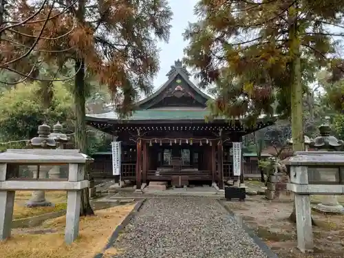 藤島神社の本殿・本堂