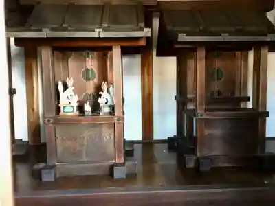 二本木八幡社の末社・摂社