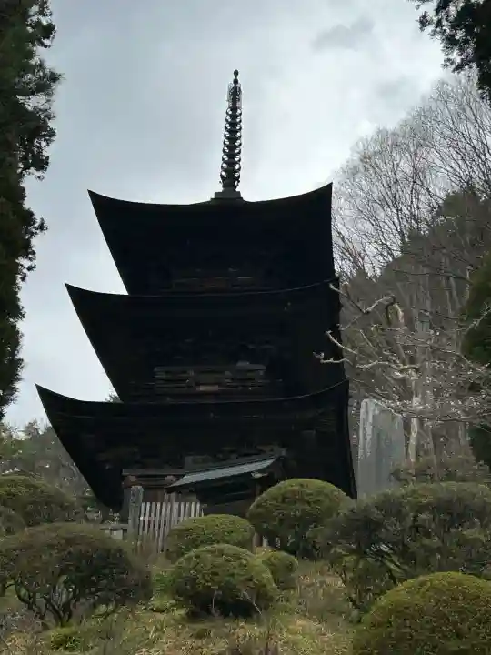 国宝 大法寺の{uncategorized: "未分類", other: "その他", undefined: "問題あり", building: "その他建物", grave: "お墓", sacred_gate: "鳥居", guardian: "狛犬", statue: "像", buddha: "仏像", history: "歴史", nature: "自然", garden: "庭園", animal: "動物", pagoda: "塔", temizu: "手水舎", mountain_gate: "山門・神門", sanctuary: "本殿・本堂", subordinate: "末社・摂社", art: "芸術", scenery: "景色", jizo: "地蔵", ema: "絵馬", goshuin: "御朱印", omikuji: "おみくじ", items: "授与品その他", amulet: "お守り", goshuincho: "御朱印帳", eats: "食事", festival: "お祭り", votive_dance: "神楽", shichigosan: "七五三参", wedding: "結婚式", experience: "体験その他", initially: "初詣", around: "周辺", anti_infection: "感染症対策"}