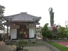 縁心寺の本殿