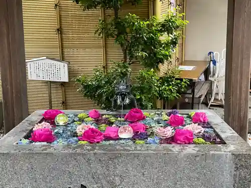 蛇窪神社の手水舎