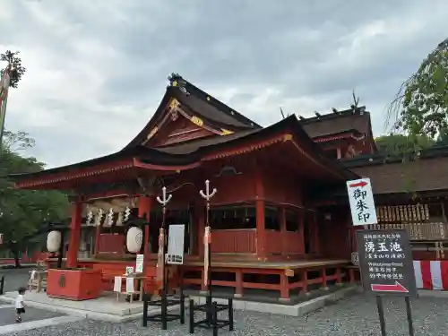 富士山本宮浅間大社の{uncategorized: "未分類", other: "その他", undefined: "問題あり", building: "その他建物", grave: "お墓", sacred_gate: "鳥居", guardian: "狛犬", statue: "像", buddha: "仏像", history: "歴史", nature: "自然", garden: "庭園", animal: "動物", pagoda: "塔", temizu: "手水舎", mountain_gate: "山門・神門", sanctuary: "本殿・本堂", subordinate: "末社・摂社", art: "芸術", scenery: "景色", jizo: "地蔵", ema: "絵馬", goshuin: "御朱印", omikuji: "おみくじ", items: "授与品その他", amulet: "お守り", goshuincho: "御朱印帳", eats: "食事", festival: "お祭り", votive_dance: "神楽", shichigosan: "七五三参", wedding: "結婚式", experience: "体験その他", initially: "初詣", around: "周辺", anti_infection: "感染症対策"}