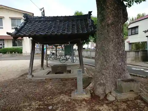 神明宮の手水舎