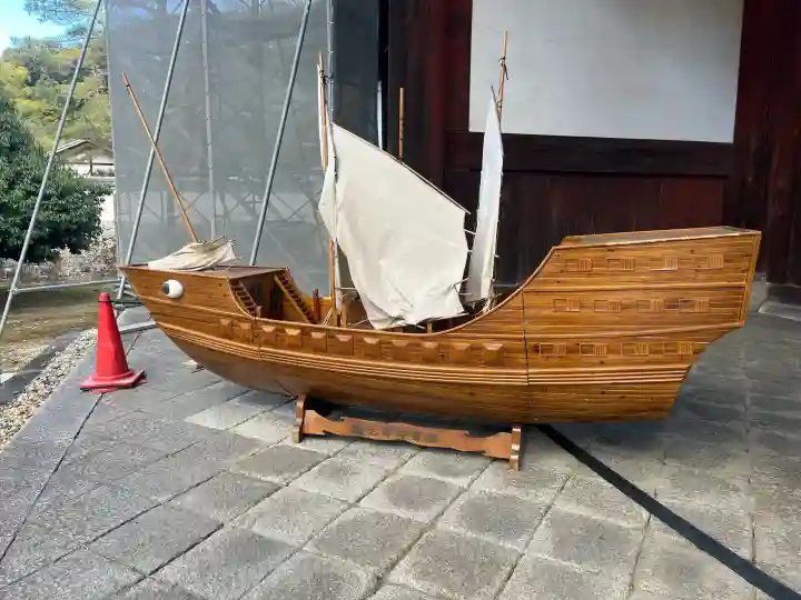 萬福寺の{uncategorized: "未分類", other: "その他", undefined: "問題あり", building: "その他建物", grave: "お墓", sacred_gate: "鳥居", guardian: "狛犬", statue: "像", buddha: "仏像", history: "歴史", nature: "自然", garden: "庭園", animal: "動物", pagoda: "塔", temizu: "手水舎", mountain_gate: "山門・神門", sanctuary: "本殿・本堂", subordinate: "末社・摂社", art: "芸術", scenery: "景色", jizo: "地蔵", ema: "絵馬", goshuin: "御朱印", omikuji: "おみくじ", items: "授与品その他", amulet: "お守り", goshuincho: "御朱印帳", eats: "食事", festival: "お祭り", votive_dance: "神楽", shichigosan: "七五三参", wedding: "結婚式", experience: "体験その他", initially: "初詣", around: "周辺", anti_infection: "感染症対策"}