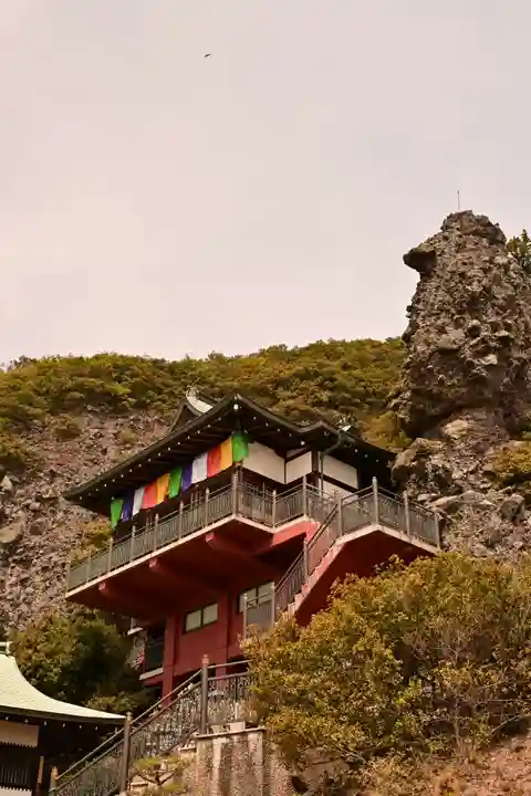 西ノ滝龍水寺(香川県)