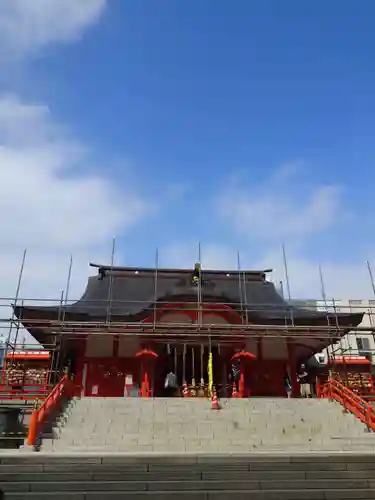 花園神社の本殿・本堂