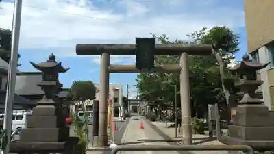 歌懸稲荷神社の鳥居