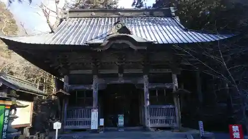 榛名神社の山門・神門