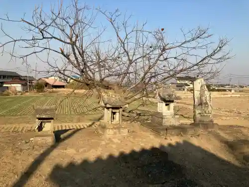 生良水神社の{uncategorized: "未分類", other: "その他", undefined: "問題あり", building: "その他建物", grave: "お墓", sacred_gate: "鳥居", guardian: "狛犬", statue: "像", buddha: "仏像", history: "歴史", nature: "自然", garden: "庭園", animal: "動物", pagoda: "塔", temizu: "手水舎", mountain_gate: "山門・神門", sanctuary: "本殿・本堂", subordinate: "末社・摂社", art: "芸術", scenery: "景色", jizo: "地蔵", ema: "絵馬", goshuin: "御朱印", omikuji: "おみくじ", items: "授与品その他", amulet: "お守り", goshuincho: "御朱印帳", eats: "食事", festival: "お祭り", votive_dance: "神楽", shichigosan: "七五三参", wedding: "結婚式", experience: "体験その他", initially: "初詣", around: "周辺", anti_infection: "感染症対策"}