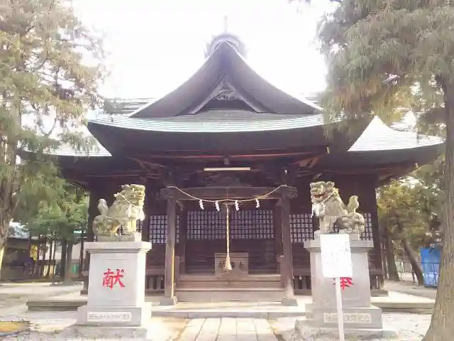 女體神社の本殿
