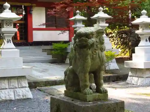 山中浅間神社の狛犬