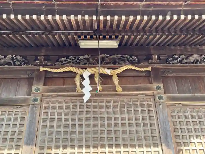 春日神社(世継)の{uncategorized: "未分類", other: "その他", undefined: "問題あり", building: "その他建物", grave: "お墓", sacred_gate: "鳥居", guardian: "狛犬", statue: "像", buddha: "仏像", history: "歴史", nature: "自然", garden: "庭園", animal: "動物", pagoda: "塔", temizu: "手水舎", mountain_gate: "山門・神門", sanctuary: "本殿・本堂", subordinate: "末社・摂社", art: "芸術", scenery: "景色", jizo: "地蔵", ema: "絵馬", goshuin: "御朱印", omikuji: "おみくじ", items: "授与品その他", amulet: "お守り", goshuincho: "御朱印帳", eats: "食事", festival: "お祭り", votive_dance: "神楽", shichigosan: "七五三参", wedding: "結婚式", experience: "体験その他", initially: "初詣", around: "周辺", anti_infection: "感染症対策"}