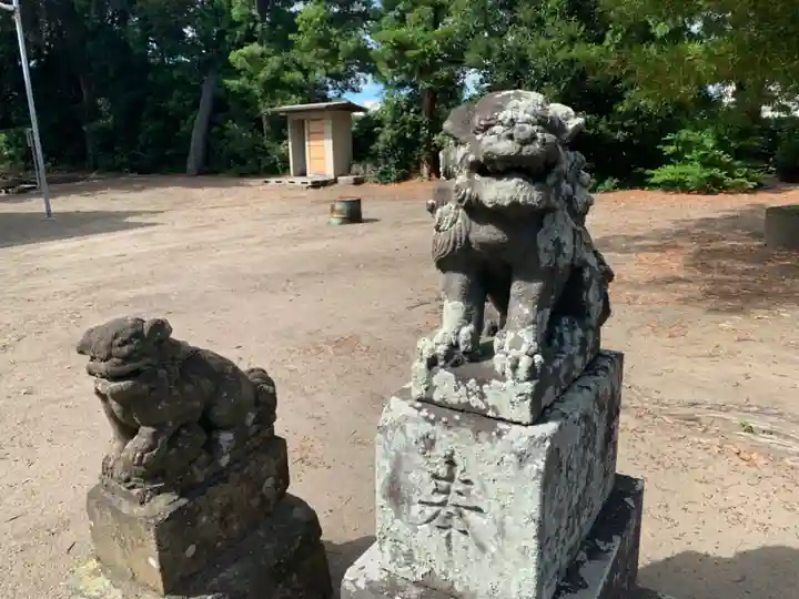 須賀神社の狛犬