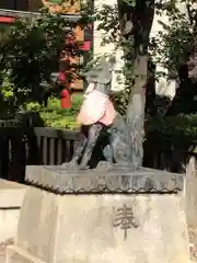 末広稲荷神社の狛犬