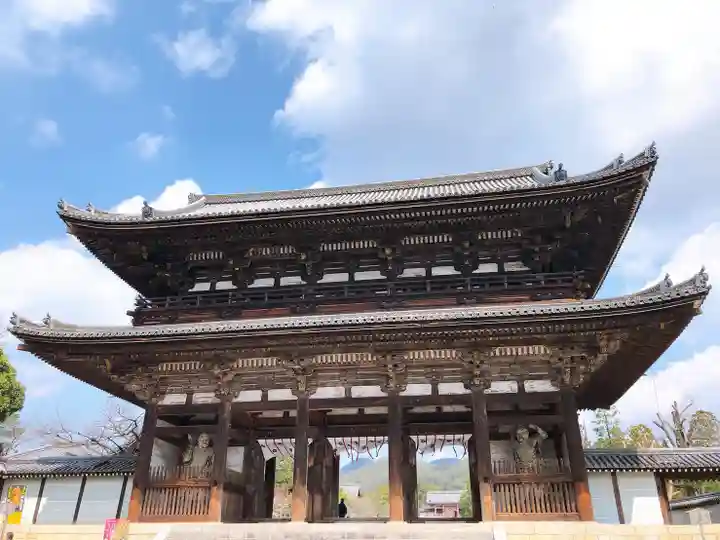 仁和寺の山門・神門