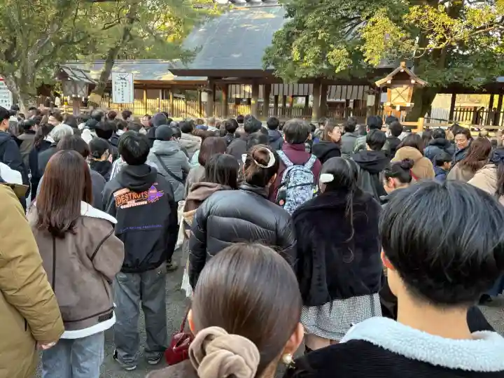 熱田神宮の{uncategorized: "未分類", other: "その他", undefined: "問題あり", building: "その他建物", grave: "お墓", sacred_gate: "鳥居", guardian: "狛犬", statue: "像", buddha: "仏像", history: "歴史", nature: "自然", garden: "庭園", animal: "動物", pagoda: "塔", temizu: "手水舎", mountain_gate: "山門・神門", sanctuary: "本殿・本堂", subordinate: "末社・摂社", art: "芸術", scenery: "景色", jizo: "地蔵", ema: "絵馬", goshuin: "御朱印", omikuji: "おみくじ", items: "授与品その他", amulet: "お守り", goshuincho: "御朱印帳", eats: "食事", festival: "お祭り", votive_dance: "神楽", shichigosan: "七五三参", wedding: "結婚式", experience: "体験その他", initially: "初詣", around: "周辺", anti_infection: "感染症対策"}
