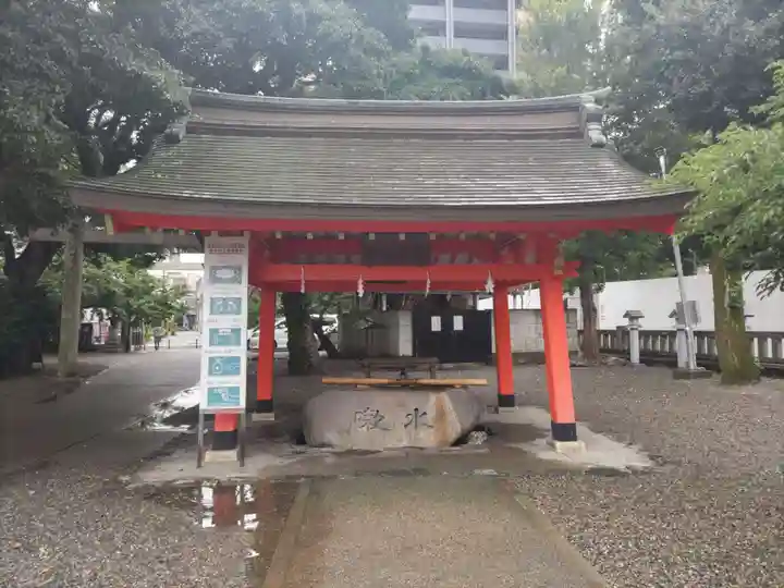 金神社の手水舎