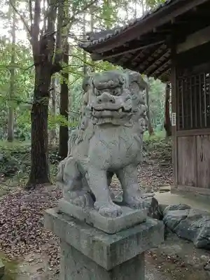 小山神社の狛犬
