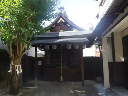 八坂神社御供社（又旅社）の本殿