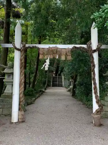 飯野高宮神山神社の鳥居