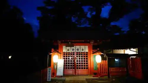 生島足島神社の本殿・本堂