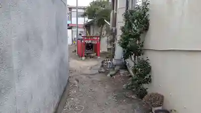 あづま稲荷の鳥居