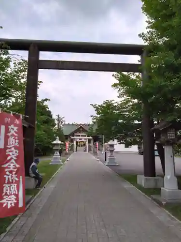 烈々布神社の鳥居