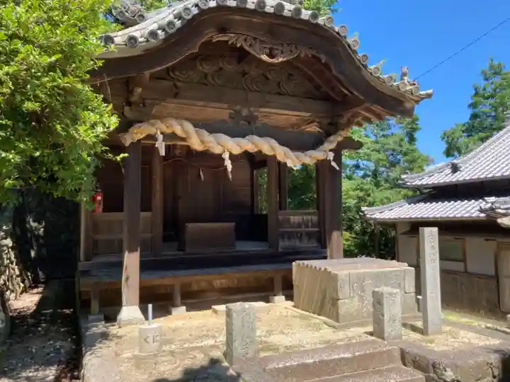 國津比古命神社の末社・摂社