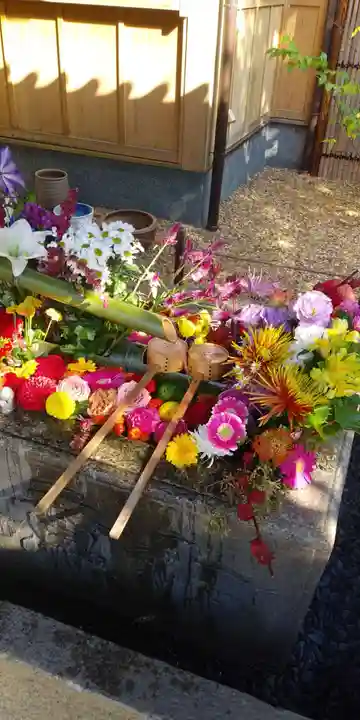 勝林寺の手水舎