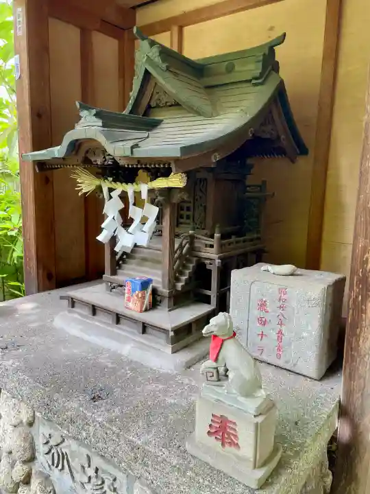 於岩稲荷田宮神社(東京都)