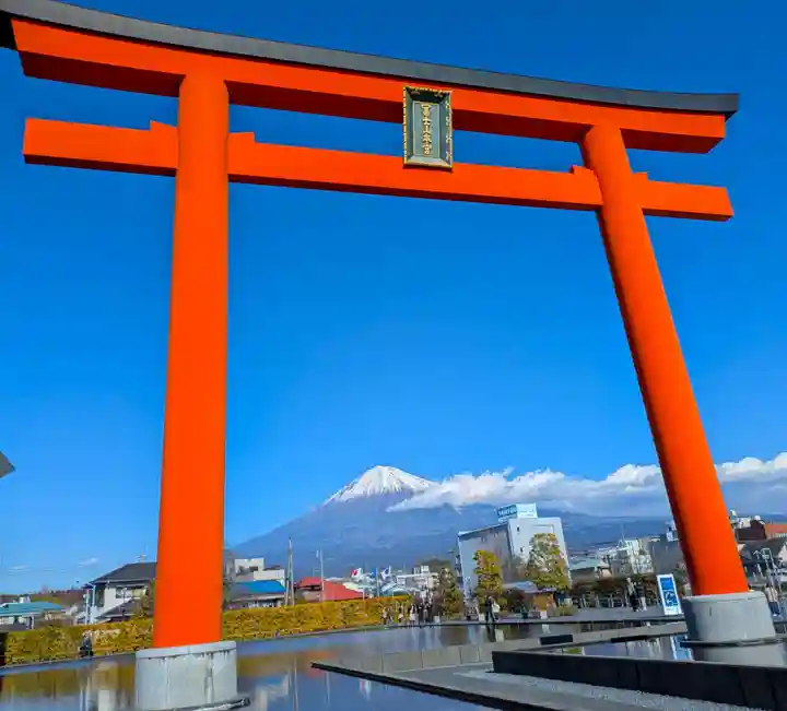 富士山本宮浅間大社(静岡県)