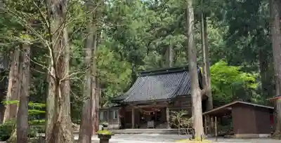 雄山神社中宮祈願殿(富山県)