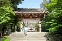 倉田八幡宮の山門・神門