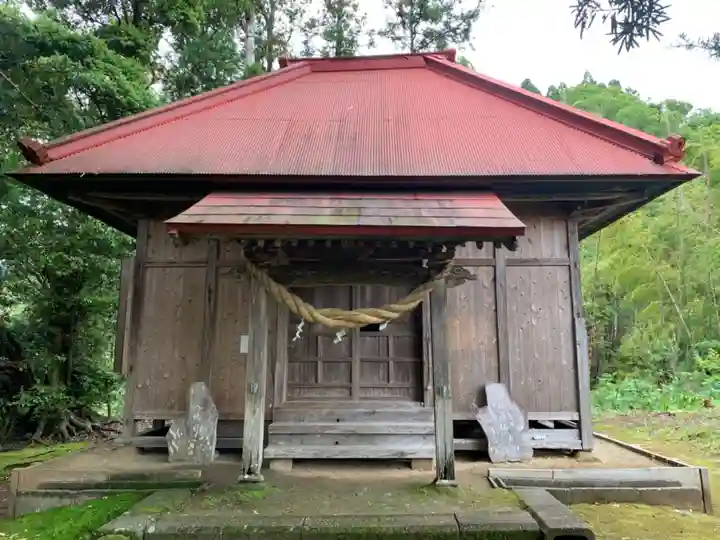 八幡神社の本殿・本堂