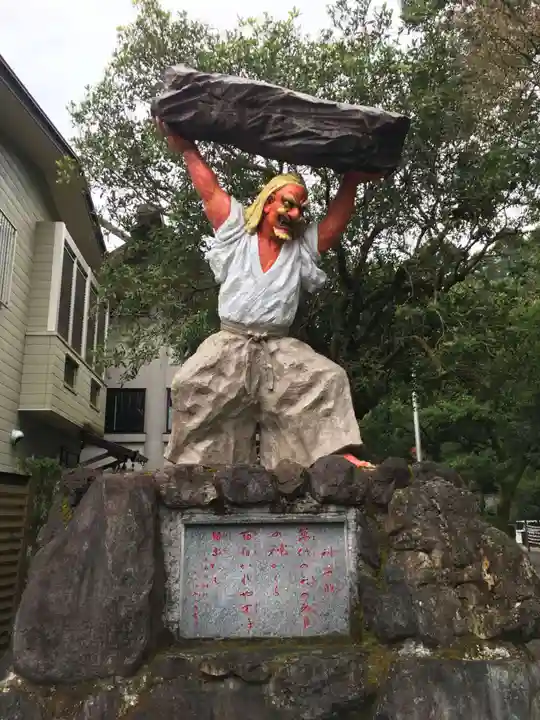 天岩戸神社の像