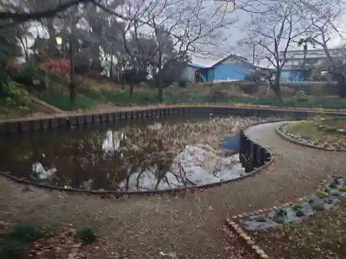  高鳥天満宮の庭園