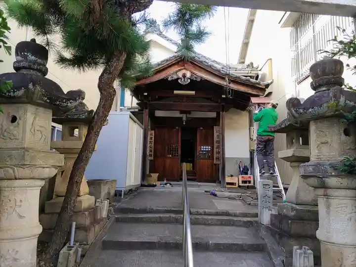 板屋稲荷神社の本殿・本堂