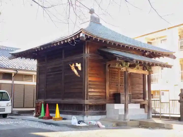 東三ツ木薬師堂の{uncategorized: "未分類", other: "その他", undefined: "問題あり", building: "その他建物", grave: "お墓", sacred_gate: "鳥居", guardian: "狛犬", statue: "像", buddha: "仏像", history: "歴史", nature: "自然", garden: "庭園", animal: "動物", pagoda: "塔", temizu: "手水舎", mountain_gate: "山門・神門", sanctuary: "本殿・本堂", subordinate: "末社・摂社", art: "芸術", scenery: "景色", jizo: "地蔵", ema: "絵馬", goshuin: "御朱印", omikuji: "おみくじ", items: "授与品その他", amulet: "お守り", goshuincho: "御朱印帳", eats: "食事", festival: "お祭り", votive_dance: "神楽", shichigosan: "七五三参", wedding: "結婚式", experience: "体験その他", initially: "初詣", around: "周辺", anti_infection: "感染症対策"}