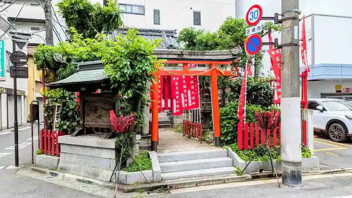装束稲荷神社(王子稲荷神社境外摂社)の鳥居