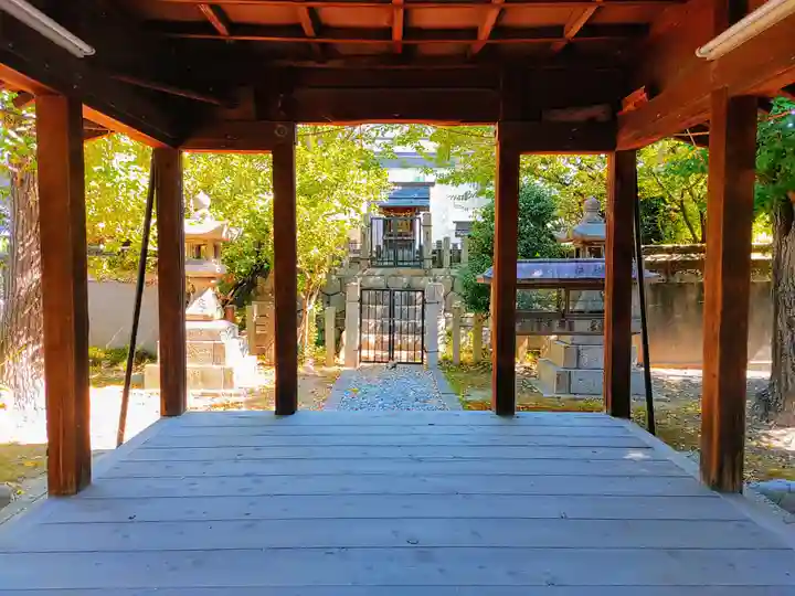 迦具豆知神社の本殿・本堂