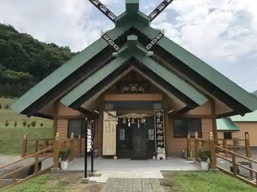 札幌御嶽神社の本殿